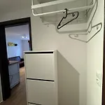 2 Mit Kostenlosem Parkplatz דירה *