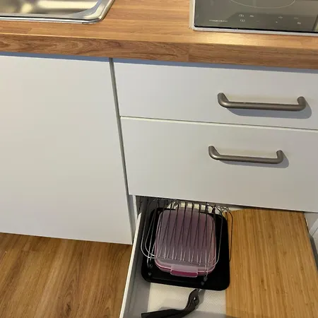 2 Mit Kostenlosem Parkplatz * Štutgart