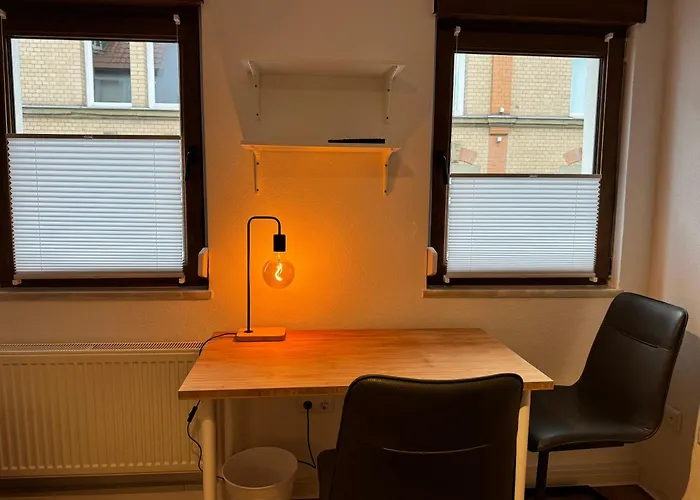 2 Mit Kostenlosem Parkplatz *